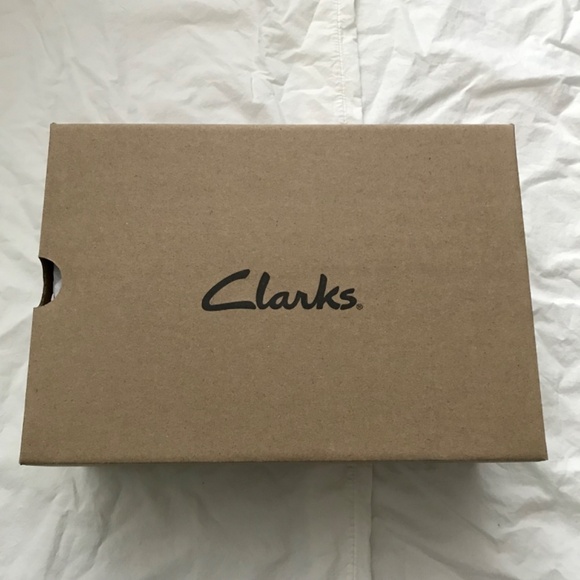 Clarks Freva85 T-Bar Black Pump Heels Leather Upper Size 6.5 Medium Width - Picture 13 of 16